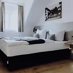 Stein Hotel 4*