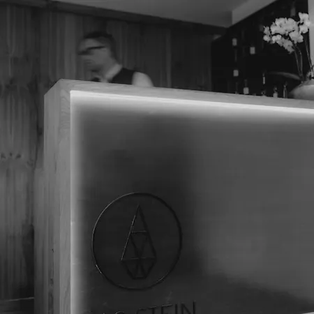 Stein 4* Amerang